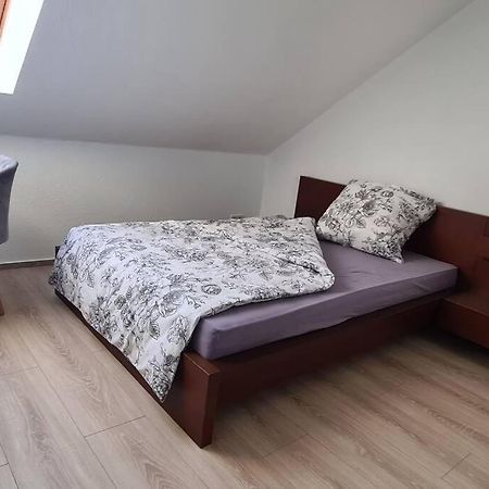 Ganze 2-Raum Ferienwohnung Links Baderitz Esterno foto