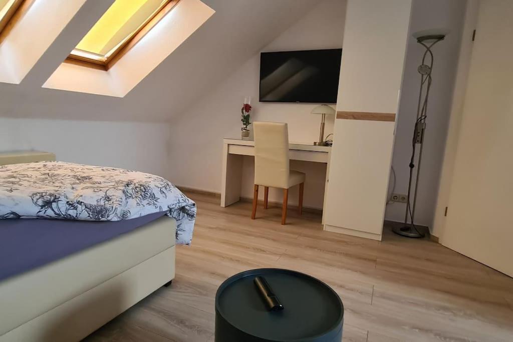 Ganze 2-Raum Ferienwohnung Links Baderitz Esterno foto