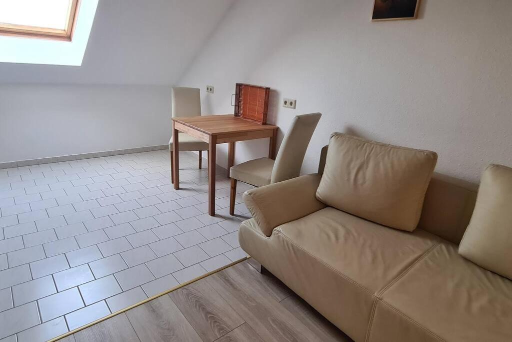Ganze 2-Raum Ferienwohnung Links Baderitz Esterno foto
