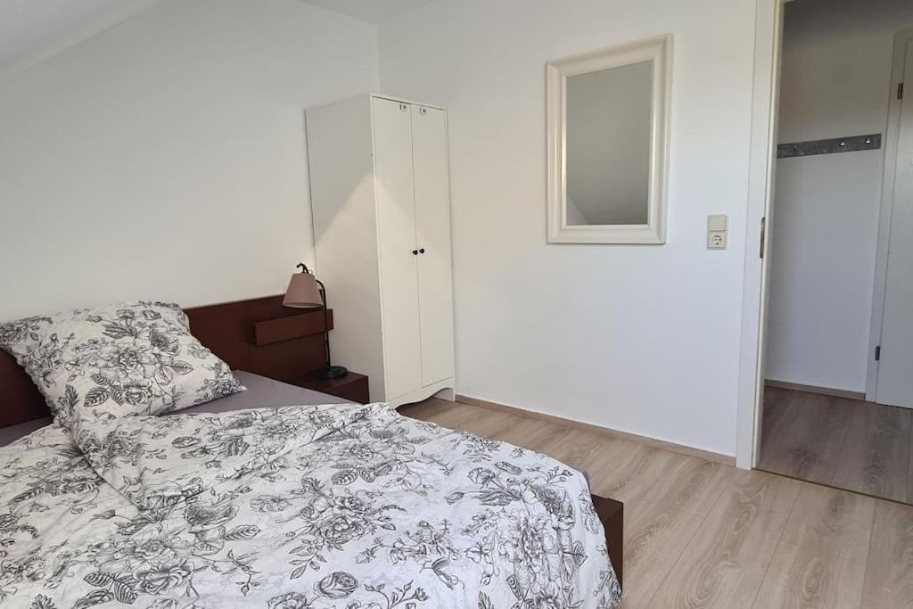 Ganze 2-Raum Ferienwohnung Links Baderitz Esterno foto