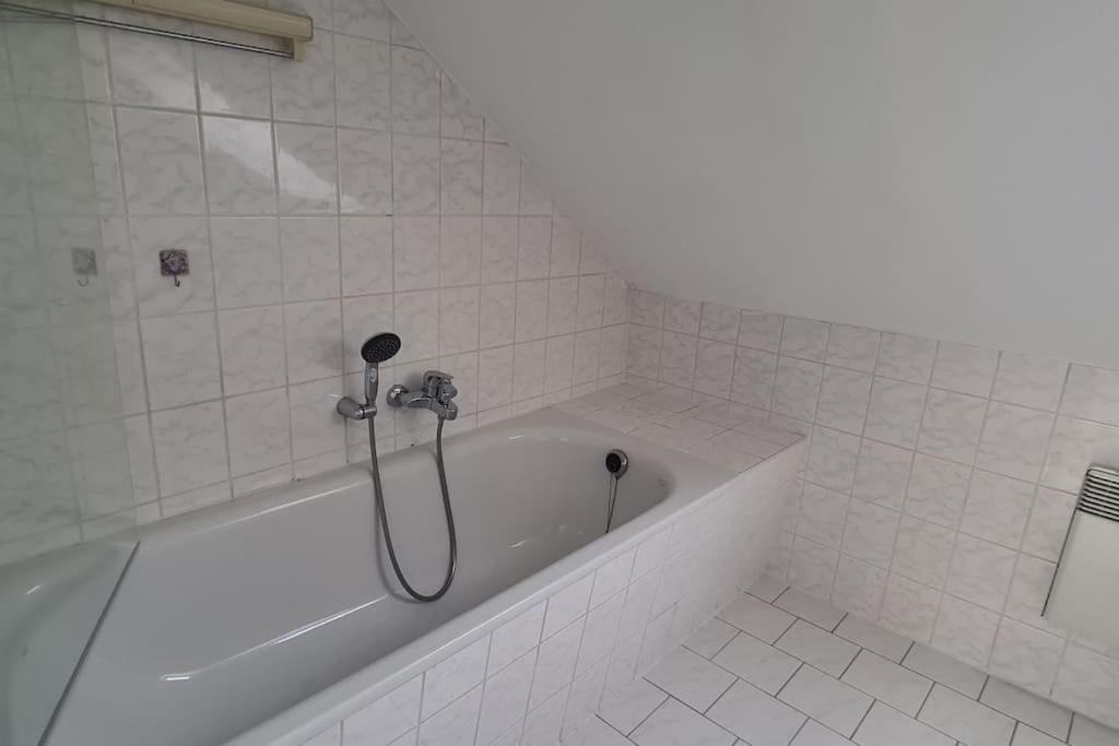 Ganze 2-Raum Ferienwohnung Links Baderitz Esterno foto